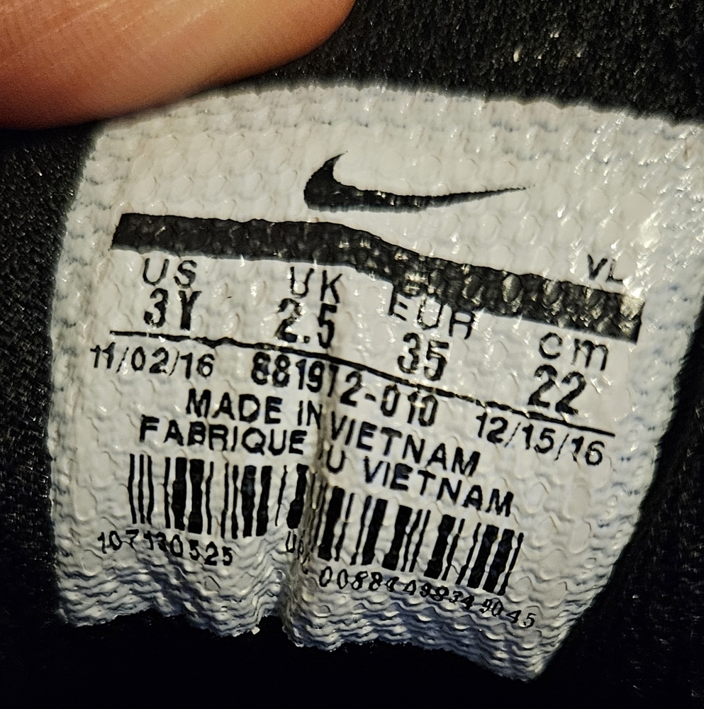Cleats - Picture 3 of 3